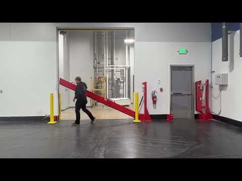 BL/BED - Manual Doorway Spill Barrier Operation